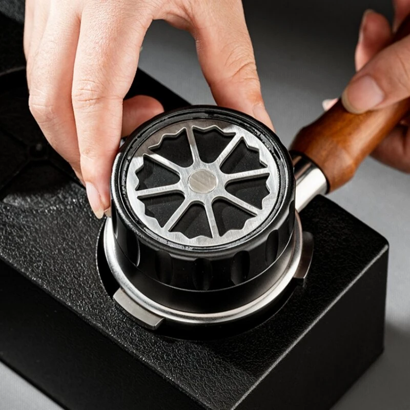 Comfook 51/53/58mm Wheel Hub Style Espresso Coffee Distributor Gravity Self-Leveling Distributor Espresso Leveler Too with Cyclone Base — view 7