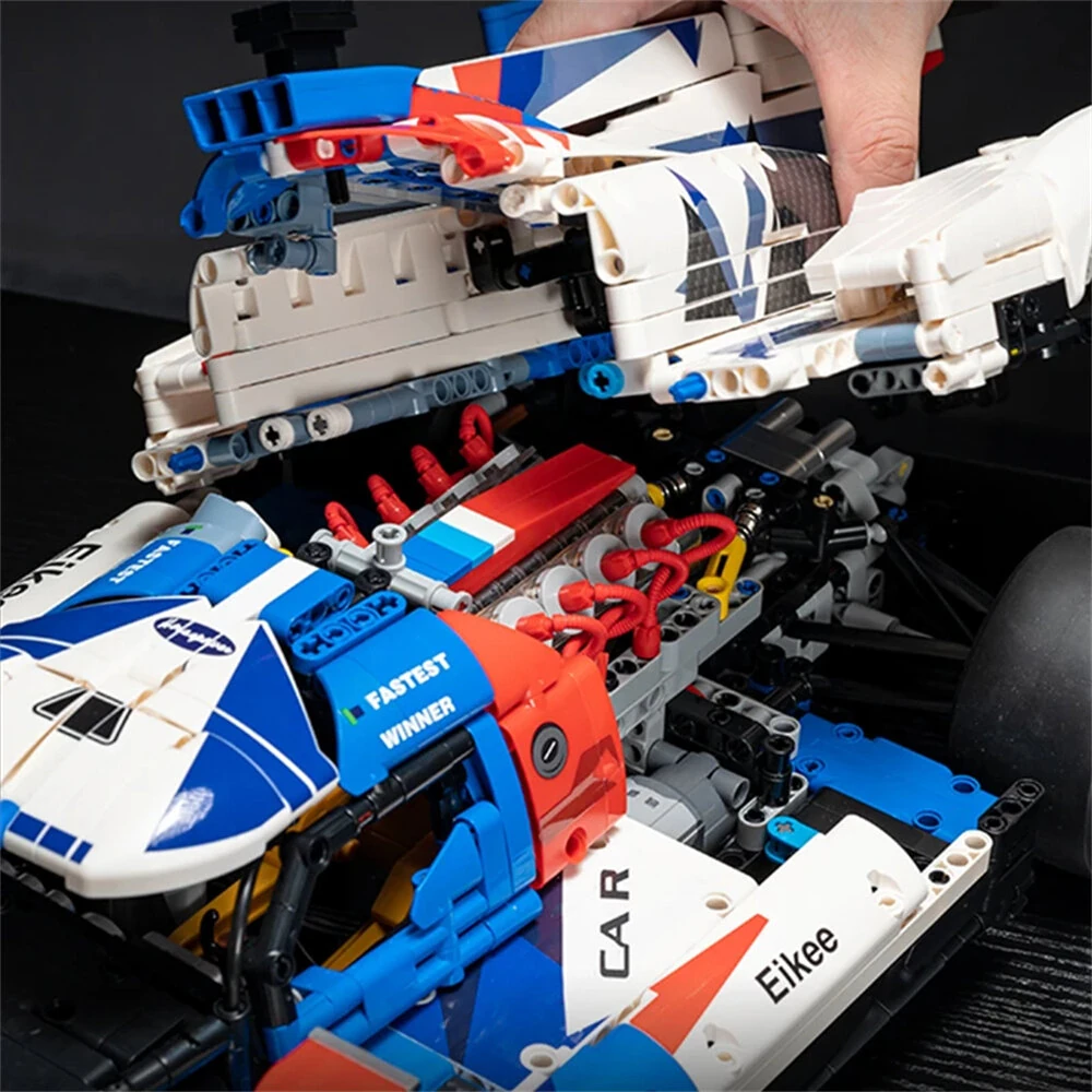 Eikee Y18082 1/8 MANS M V8 Blue Supercar Building Blocks Kit 3507PCS RC Racing Vehicles Model Desktop Ornament Collect Toys Gift — view 7