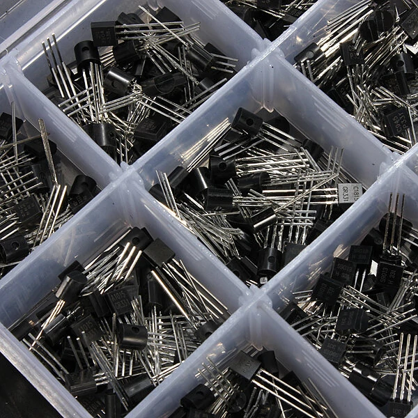 Geekcreit® 600 Pcs 15 Value x 40 Pcs Transistor TO-92 Assortment Box Kit With Box — view 9