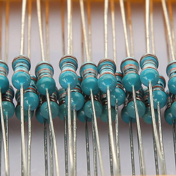 Geekcreit® 600pcs 30 Kinds Value 1% 1/4W Metal Film Resistor Assorted Kit 20pcs Each Value — view 2