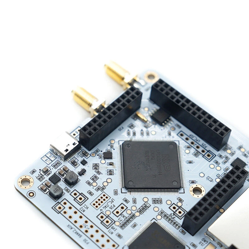 HackRF One R10 Software Defined Radio 1MHz-6GHz SDR Platform Open Source Half-Duplex Transceiver Development Board — view 4