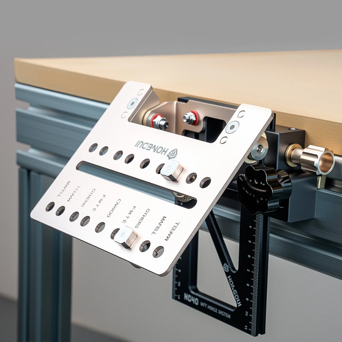 HONGDUI H040 BenchTop Quick Mount Hinge System Universal Aluminum Stainless Steel Compatible with Tracks Featuring T-Slot Precision Machined Quad Setup for Woodworking and Routing
