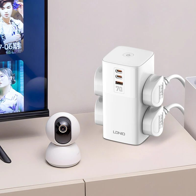 LDNIO 7 in 1 2500W Tower Extension Power Socket 70W Charging Station USB Power Strip with 4 Outlets and 2USB-C+USB-A Port Extension Cord — view 4