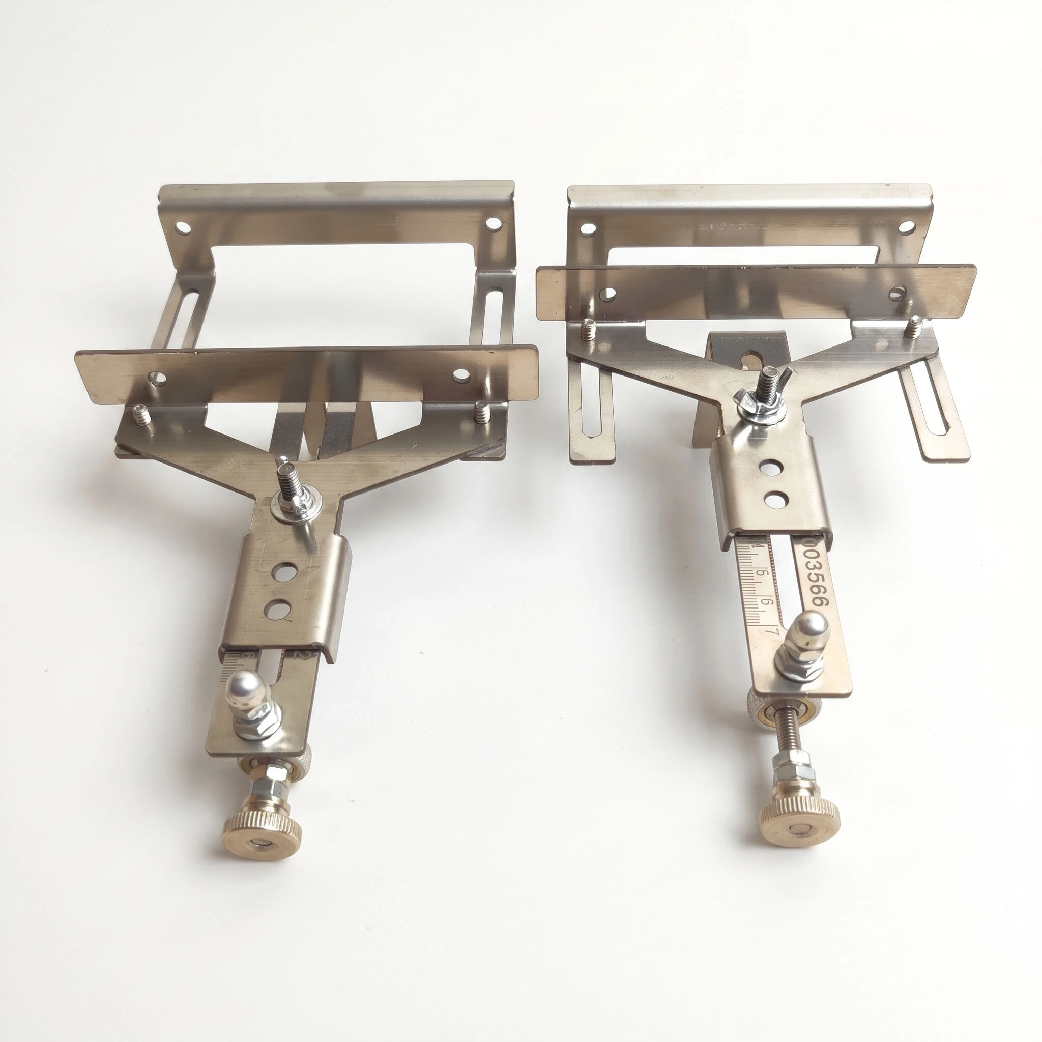 Trimmer Router Straight Edge Guide Metal Centering Slotting Jig with Scale for Woodworking Palm — view 5