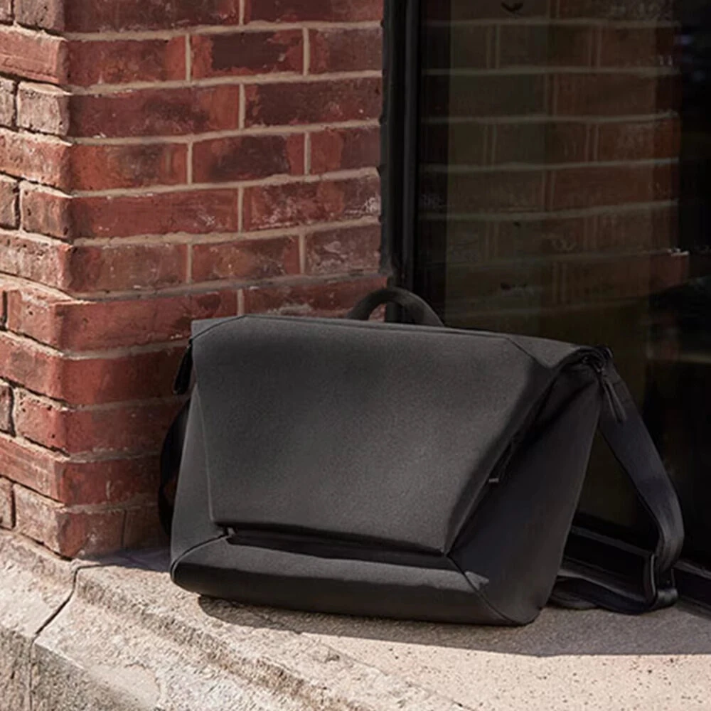 Xiaomi Mijia 11L Large Capacity Crossbody Bag Multi-compartment Handbag Casual Sport Students Shoulder Bag Can Hold 14-inch Laptop Computer Bag — view 7
