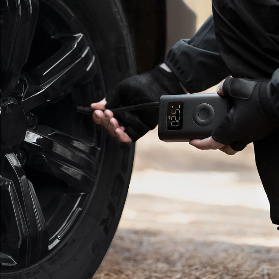 Xiaomi Mijia 150PSI Air Pump Portable Electric Air Compressor Tire Sensor Mi Inflator for Motorcycle Car Soccer — view 3